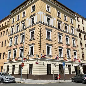 Gallery Sis Szálloda