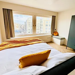 By Aimee - 20m From The & In Centre! Appartement Ostende