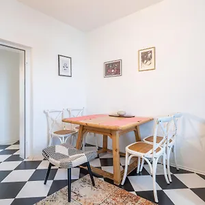 https://apt-deluxe-mutters.innsbruckaustriahotels.com