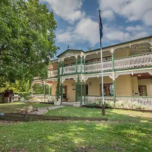Grove Manor 4*, Brisbane Australia