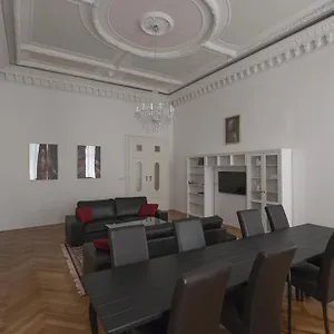 Heart Of Luxury Apartament