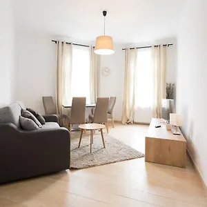  Appartement House In